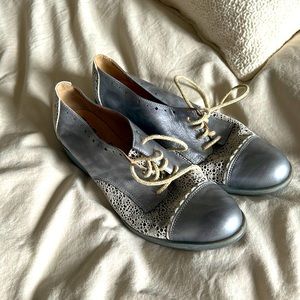 Un tour en ville brogue shoes